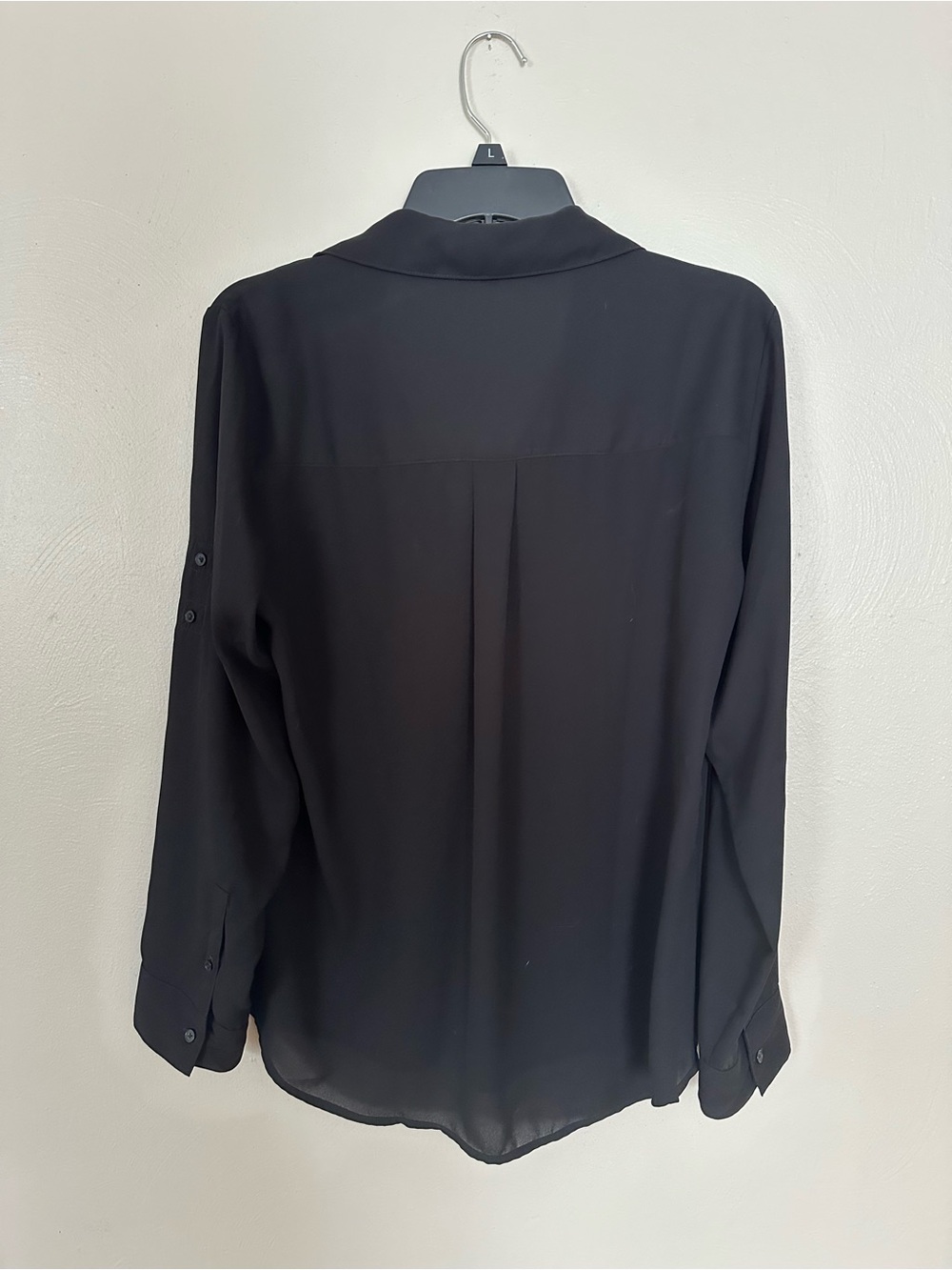 Express Black Button-Front Collared Blouse - Picture 4 of 5